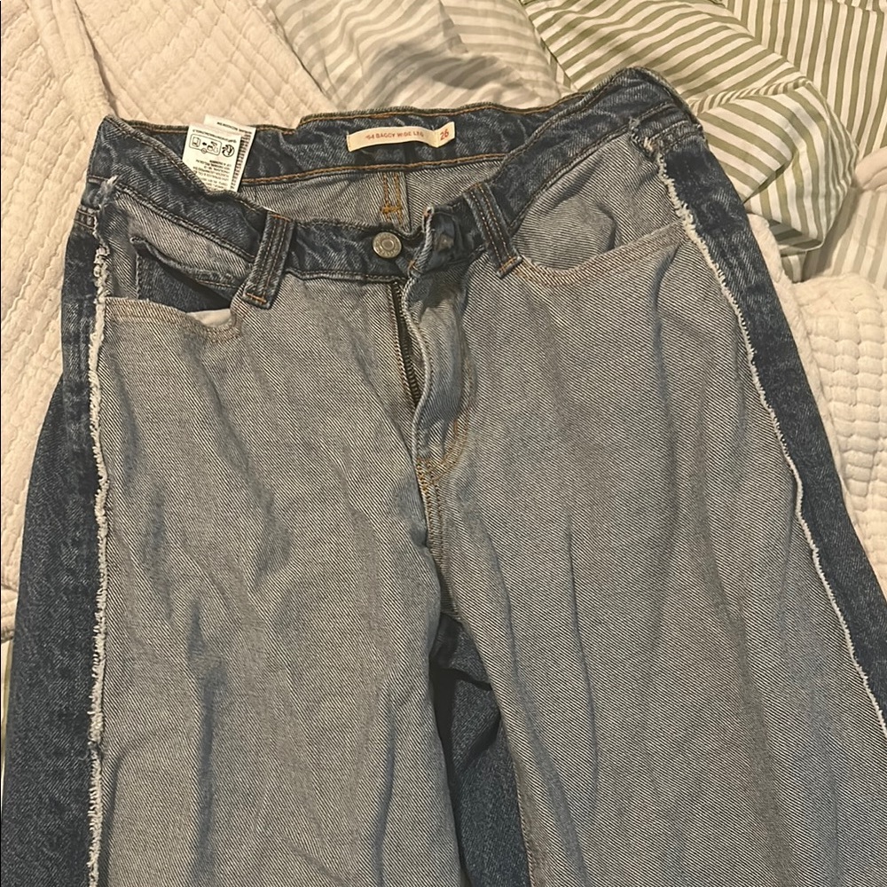LEVI’s 94 Baggy Wide Leg Jeans